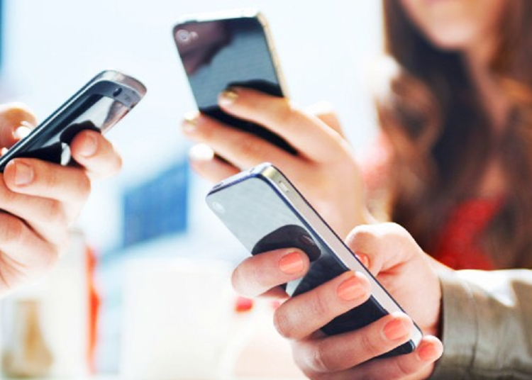 Ұялы байланыс тарифтері тағы көтеріледі