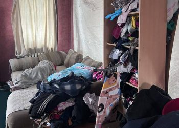 Көлік жуатын жерді паналаған: Өскеменде полиция 9 жасар қыз баланы ата-анасынан алып кетті