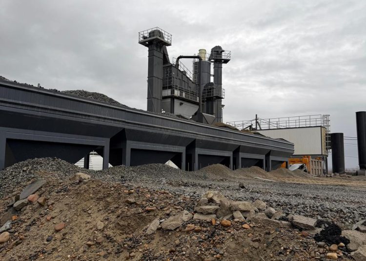 Өскемен іргесінде асфальт-бетон зауытының жұмысы тоқтатылды