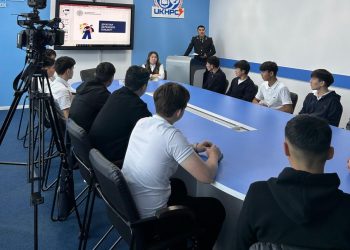 Өскеменде «Заң және жастар» диалог алаңы өтті