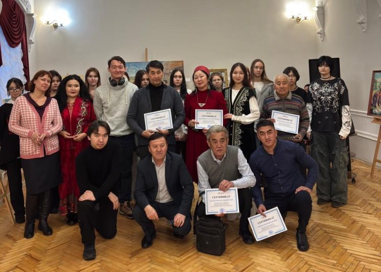 Өскеменде «Алтын Алтай» көрмесі ашылды