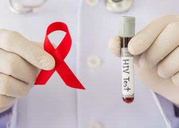 ШҚО-да ВИЧ жұқтырған жиырмадан астам әйел босанған