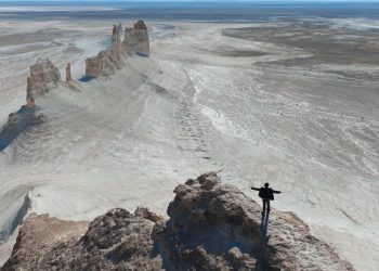 Димаштың бастамасымен жүзеге асқан Voice Beyond Horizon жобасының тұсауы Қытайда кесіледі