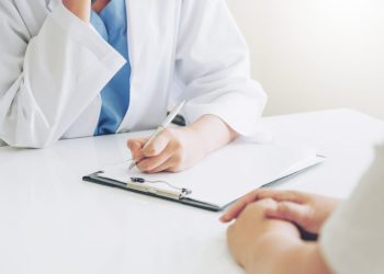 Онколог дәрігерлер тегін кеңес береді – ШҚО