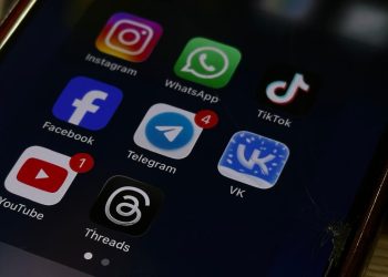 Балалар мен жасөспірімдердің әлеуметтік желіні қолдану мүмкіндігі шектелуі мүмкін