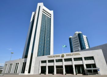 Жұмысшылардың құқығын қорғауға қатысты заң қабылданды