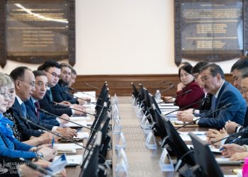 Еуразия университетінде жаңа Конституция жобасының негізгі тұжырымдары талқыланды