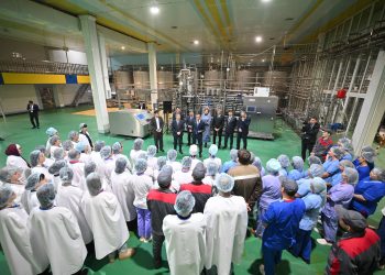 Сенат төрағасы Өскемендегі сүт зауытында болды