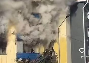 Өскеменде үшінші қабаттағы «қоқыс полигоны» отқа оранды