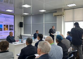 Өскемен қаласының әкімі ардагерлермен жаңа Конституция жобасын талқылады