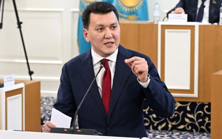 Тұңғыш рет жаңа Конституцияда мыңжылдық тарихымыз басты құндылық ретінде жазылды – Ерлан Қарин