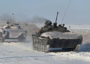 Өскемен гарнизонында әскерилер күндіз-түні атыс даярлығын пысықтап жатыр