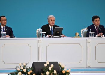 Президенттің қатысуымен мәслихат депутаттарының ІІІ республикалық форумы өтіп жатыр