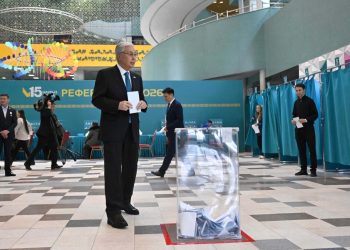 Президент Қасым-Жомарт Тоқаев референдумда дауыс берді