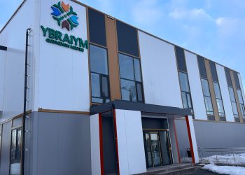 Тұрғындарға бәрі тегін: Самарда теңдесі жоқ спорт кешені жұмыс істеп тұр