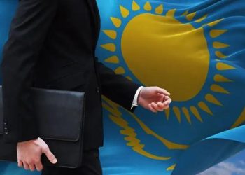 Енді мемлекеттік қызметшілерді мектеп қабырғасынан бастап даярлайды