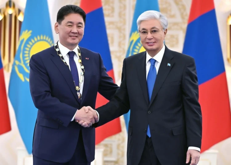 Моңғолия Президенті «Алтын қыран» орденімен марапатталды