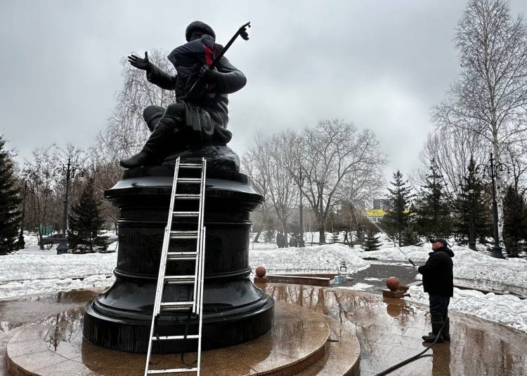 «Мәдени мұраны бірге сақтайық»: ШҚО-да тарихи орындар мен ескерткіштердің маңы тазартылады