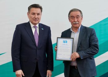 ШҚО-да жемісті жұмыс істеп жүрген ғалымдар марапатталды