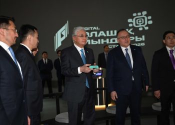 Президент Alem.ai халықаралық жасанды интеллект орталығын аралады