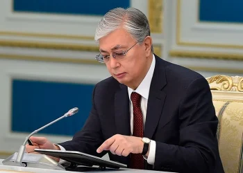 Президент орта білім беру жүйесіне жасанды интеллектіні енгізу туралы Жарлыққа қол қойды
