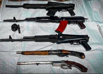 ҰҚК заңсыз айналымнан бірнеше автомат, тапанша мен жарылғыш зат тәркіледі