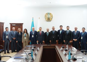 Нұрлан Әбдіров халықаралық байқаушылар миссияларының басшыларымен кездесті